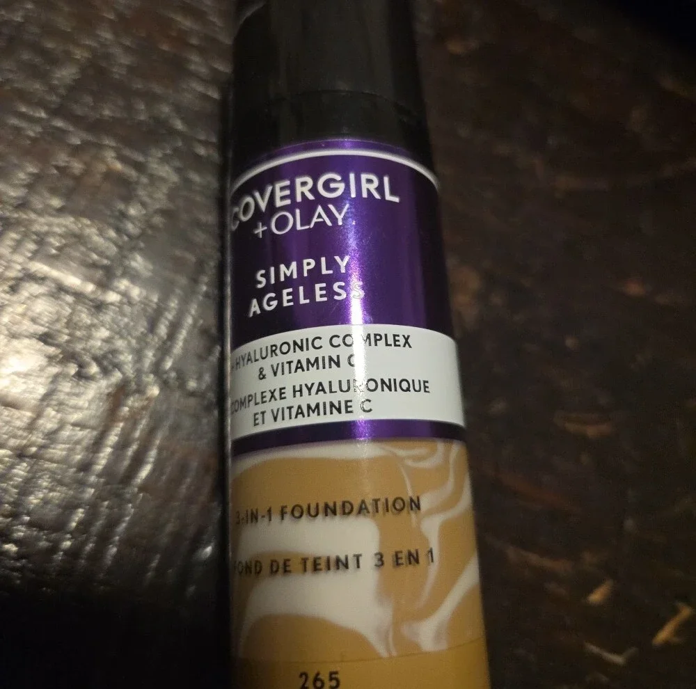 COVERGIRL lightweight liquid